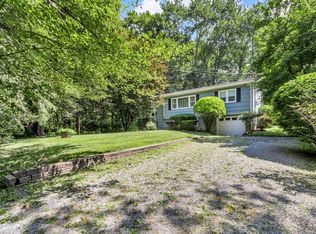 14 Griffen Rd, Brewster, NY 10509