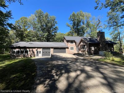 6160 Brambleberry Ln, Howell, MI, 48855