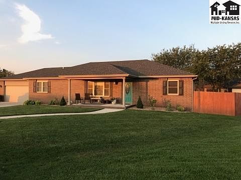 2nd image of 1517 Eastland Pl