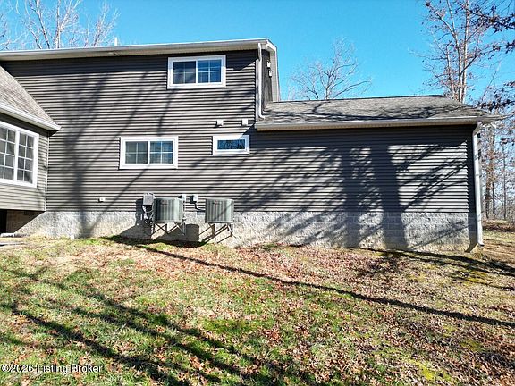 5th image of 71 Moutardier Rd