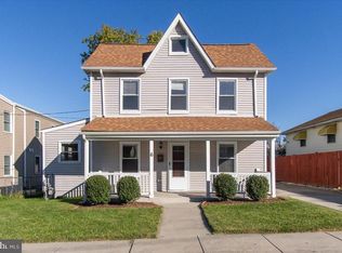 6 Roberts Ave, Catonsville, MD 21228