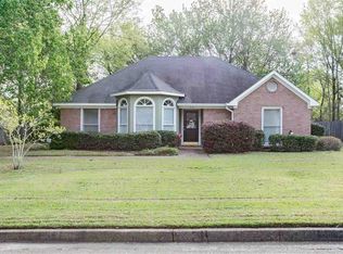 575 Huntington Dr, Madison, MS 39110