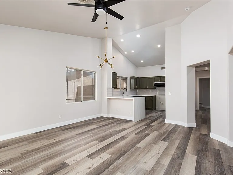 327 Perry Ellis Dr — Photo 18