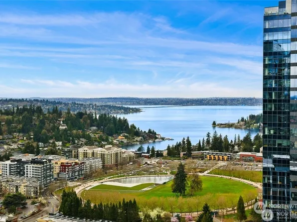 500 106th Avenue NE #2915, Bellevue, WA 98004