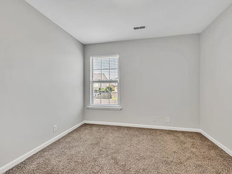 1036 Cheryl Ln — Photo 22