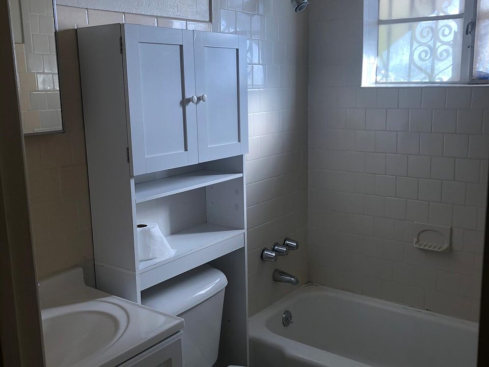 1st image of 2424 Silver Ave #1