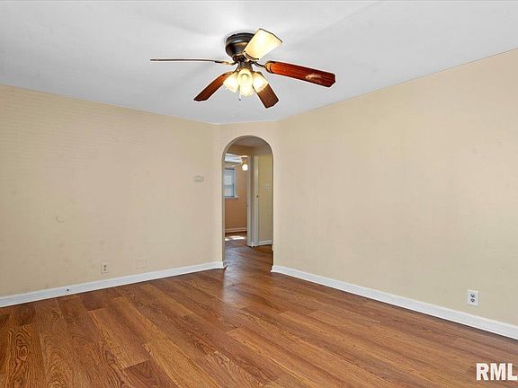 5th image of 2941 E Hooker St