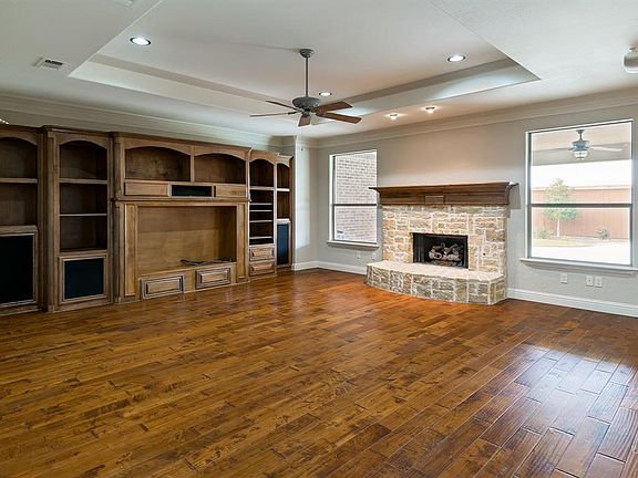 5th image of 8917 Thornway Dr