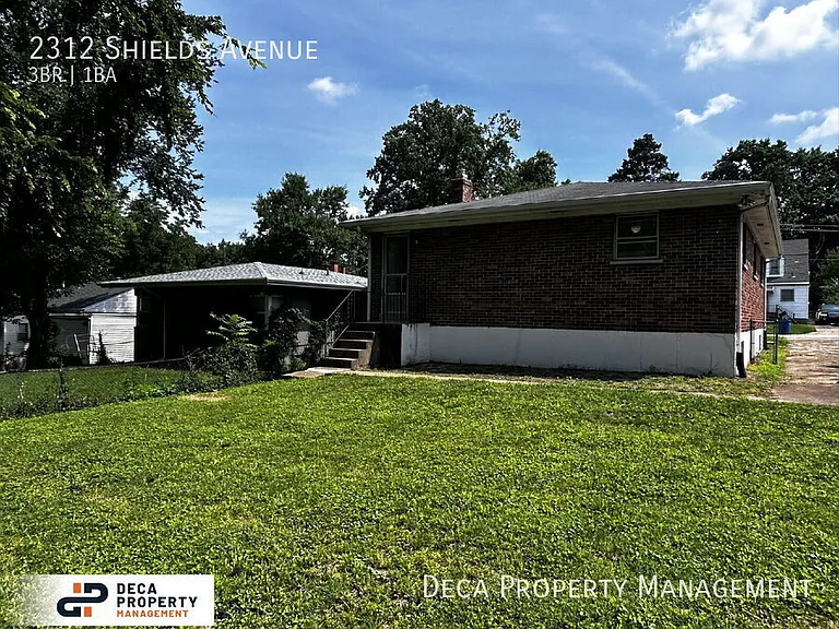 2312 Shields Ave — Photo 13