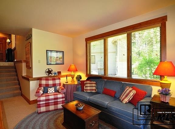4th image of 1412 Moraine Cir