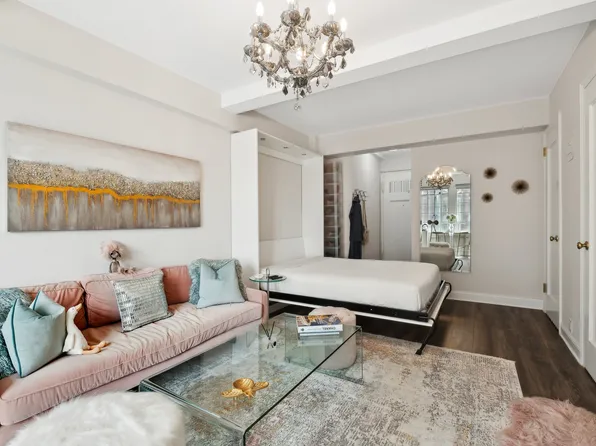 45 Tudor City Place image 4 of 5