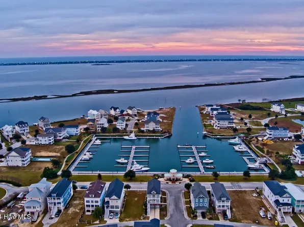 Boat Slip 19 Dock B Cannonsgate, Newport, NC 28570