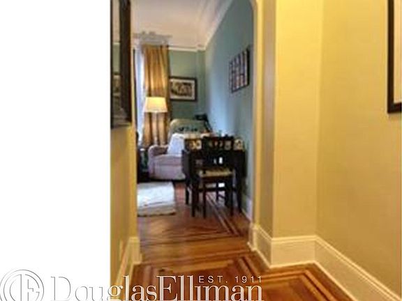 3rd image of 166 W 72nd St APT 9C