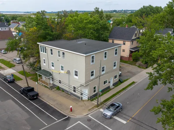 181 George St, Cape Breton, NS B1P 1J1