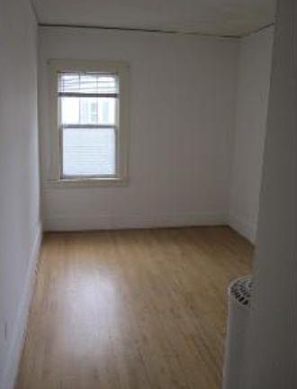 5th image of 658 Cretin Ave S APT 8