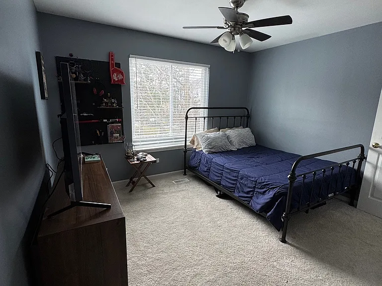 1305 Regent Dr — Photo 13