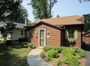 15 Whaleback Waddy, Denville, NJ 07834