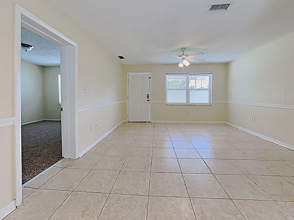 4th image of 602 Mary Sue St