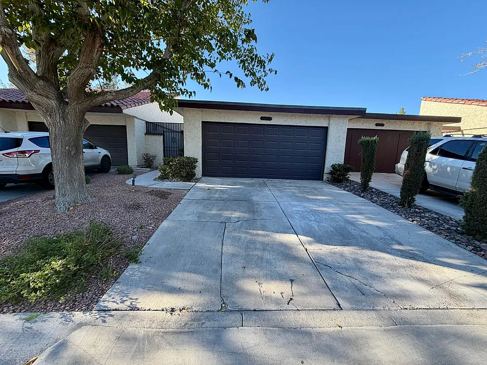 3073 Conquista Ct