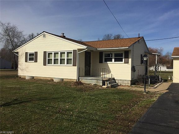 3rd image of 10517 Holcomb Rd