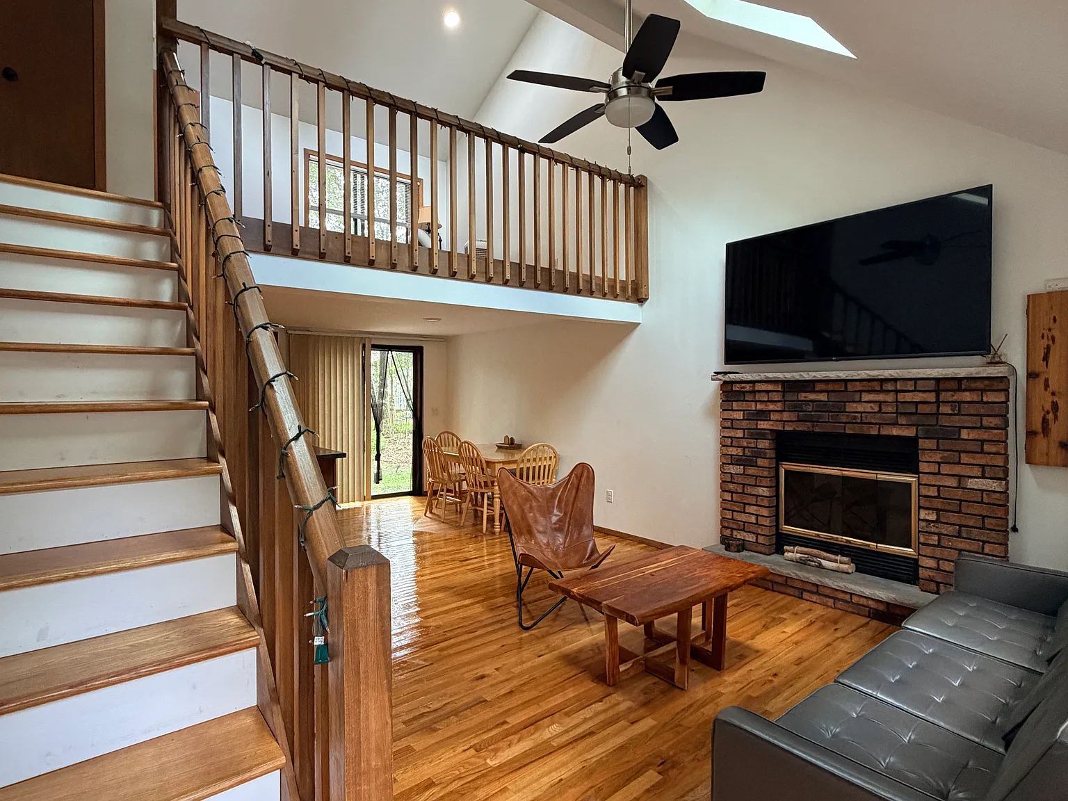 113 Oneida Dr — Photo 2