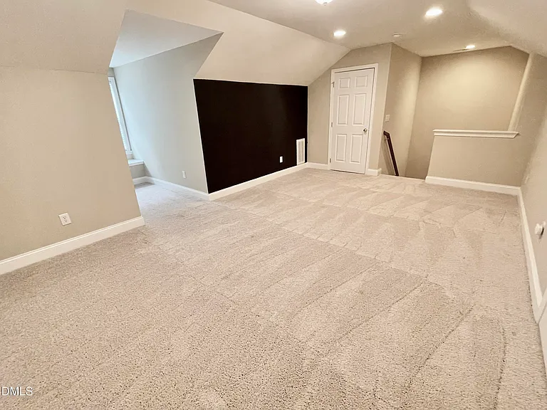 9519 Dellbrook Ct — Photo 31