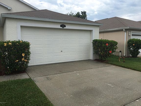 3rd image of 620 Benton Dr