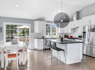 423 Central Ave, Spring Lake, NJ 07762