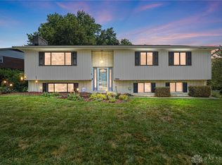 1302 E McGuire St, Miamisburg, OH 45342