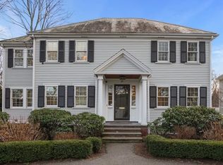 19 Vine Brook Rd, Lexington, MA 02421