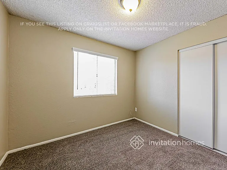 4424 W Caron St — Photo 12