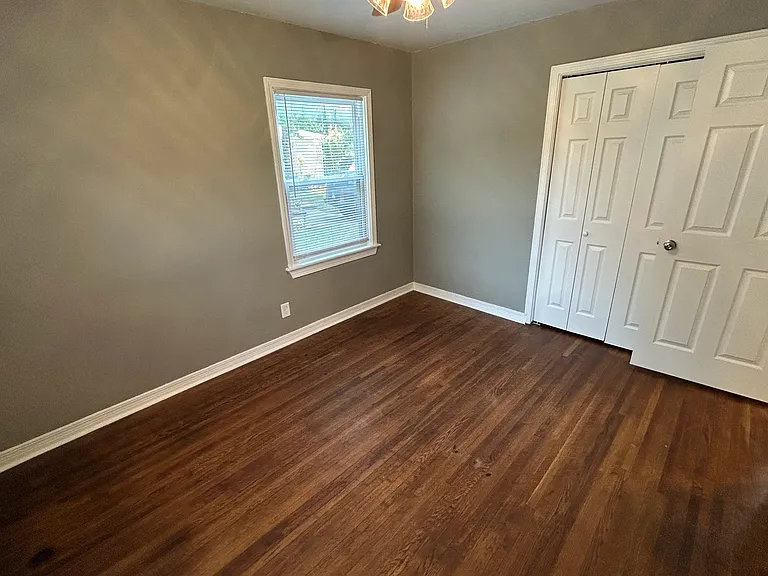 4115 E 28th Pl — Photo 13