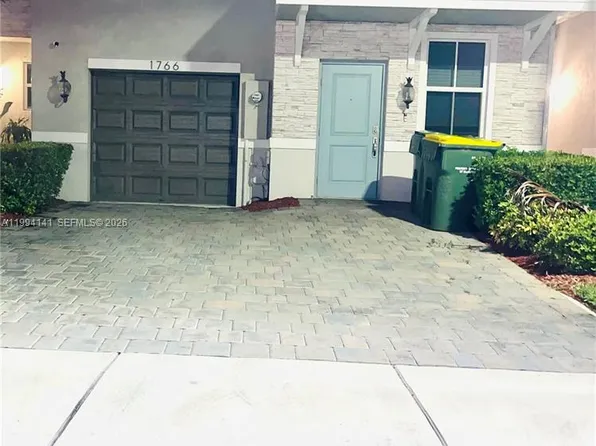 1766 SE 7th Ter, Homestead, FL 33034