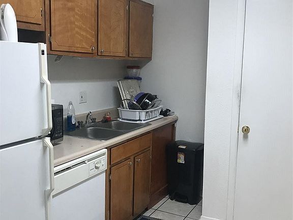 3rd image of 2020 Continental Ave APT 105