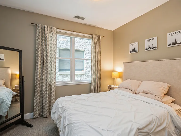 1355 N Mohawk St #3S — Photo 11