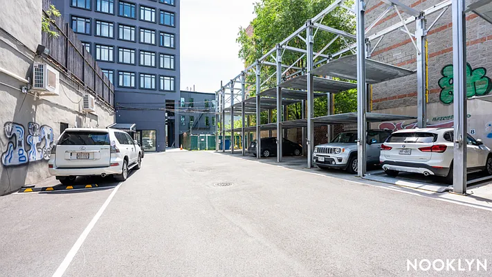 Rented by Nooklyn NYC LLC | media 20