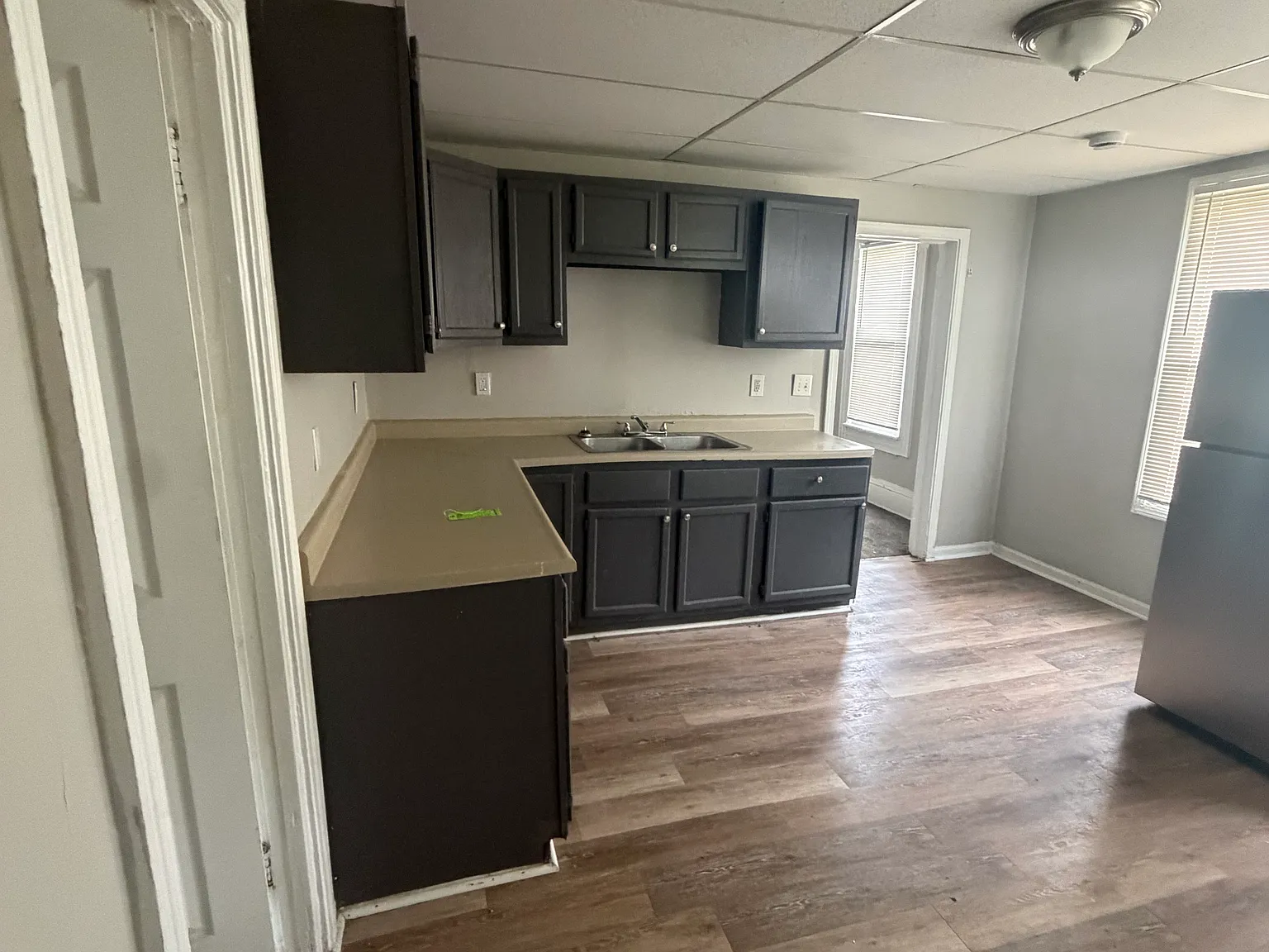3 bed, 1082 sqft, $1,500 — Photo 2