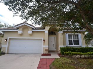 2154 NW 166th Ave, Pembroke Pines, FL 33028