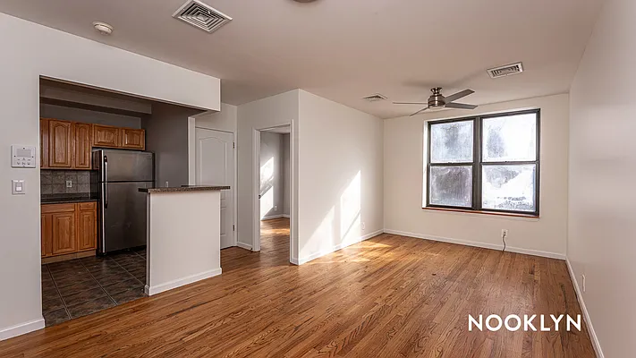 Rented by Nooklyn NYC LLC | media 24