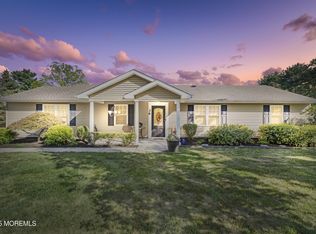 36 James St, Lincroft, NJ 07738