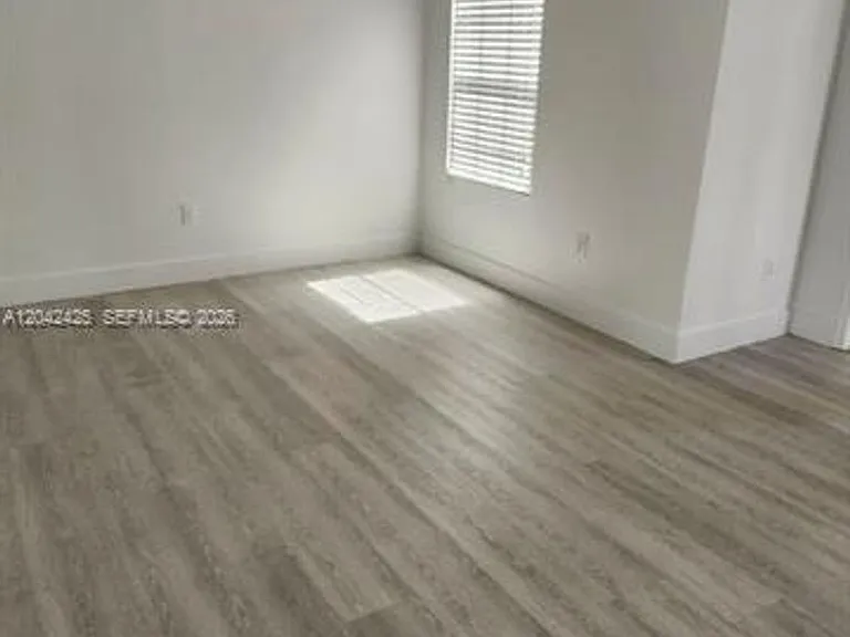 5245 NW 112th Ave #Townhouse 8 — Photo 30