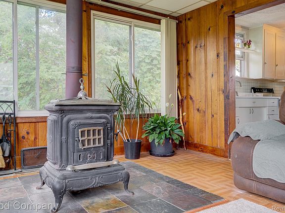 4th image of 29700 Riverside Bay Ct