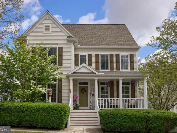 405 Sagamore Hl, Mount Joy, PA 17552