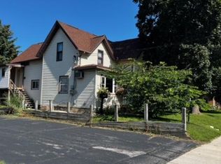 708 Columbia St, Horicon, WI 53032