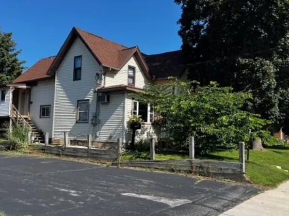 708 Columbia STREET, Horicon, WI 53032