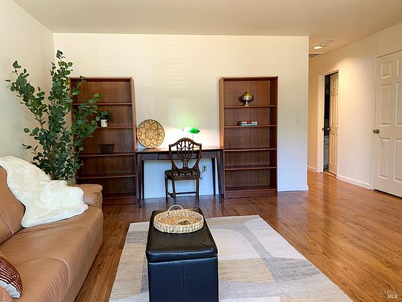 4th image of 242 Pheasant Drive