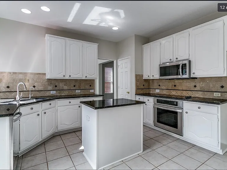 637 Bella Vista Dr — Photo 11