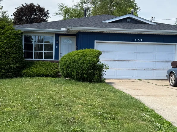 1209 W Merle Ln #B, Peoria, IL 61604