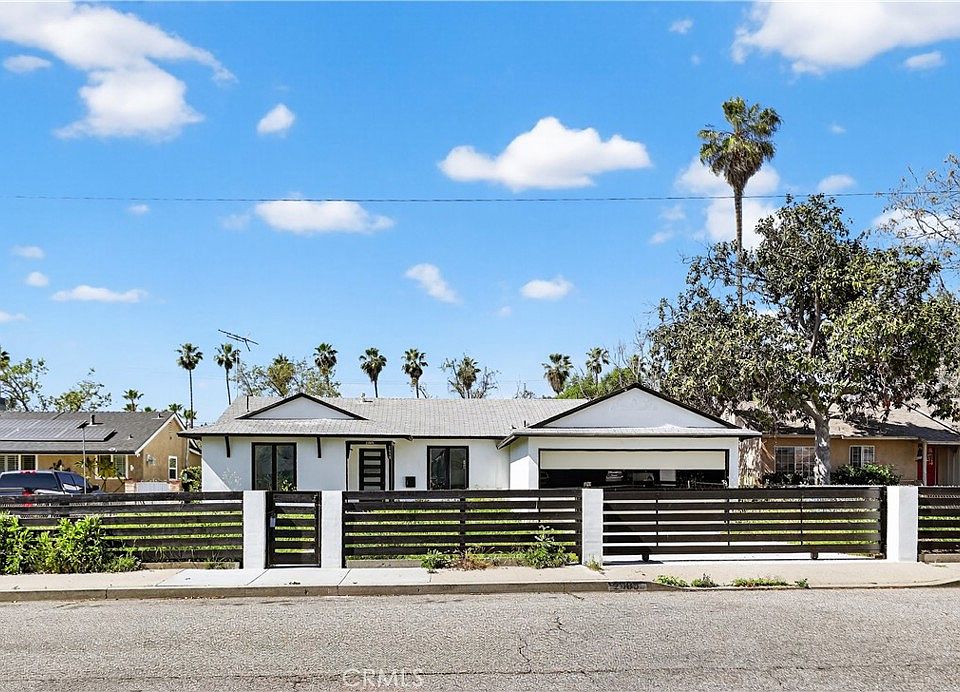 1st image of 2485 Kellogg Park Dr