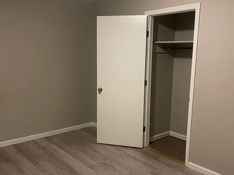 2523 Cedar Ln #3 — Photo 6